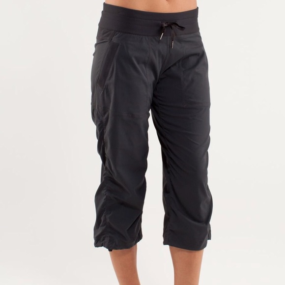 lululemon studio crop pants